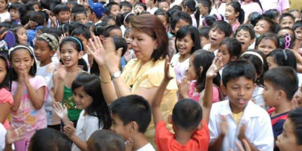 Laughter Yoga For Philippines Students